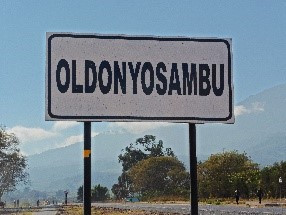 oldonyo_sambu_schild.jpg